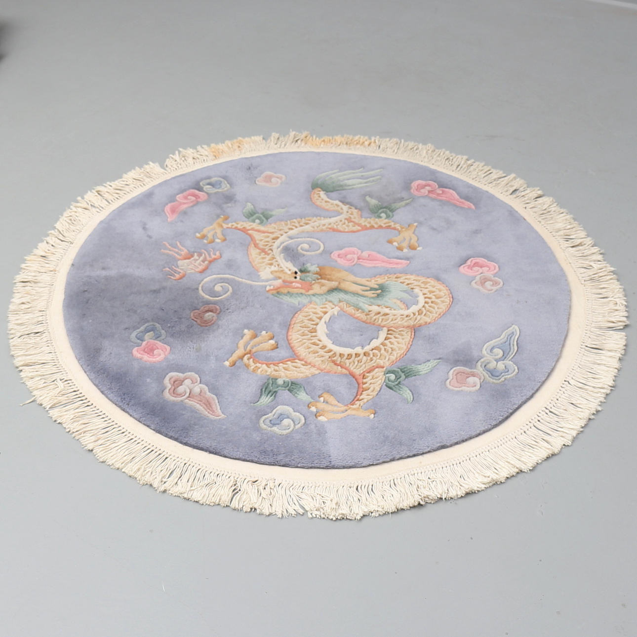 MATTA, rund, Eastern Kayam OCM, Kina, 1900-talets andra hälft, diameter 122 cm.