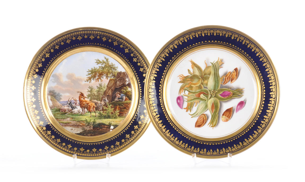 BRÖDERNA DARTE. 2 tallrikar Franrike.