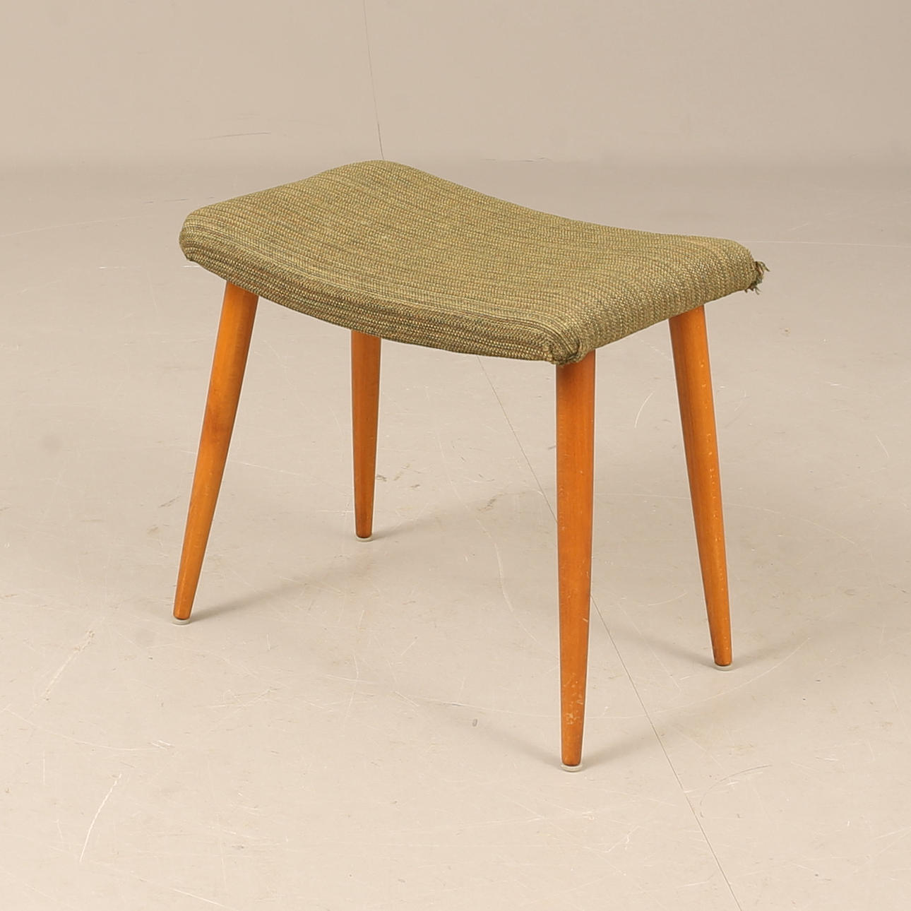 PALL, ben av teak, 1960-tal.