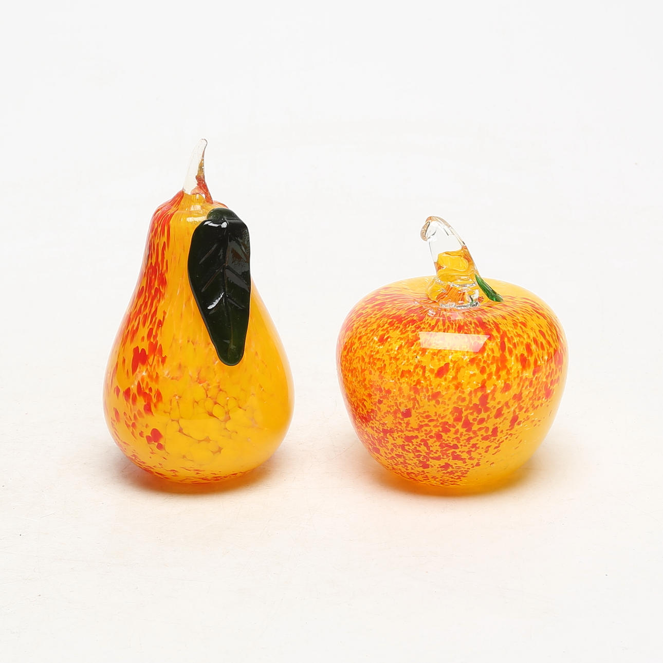 MANZANA y PERA, cristal.