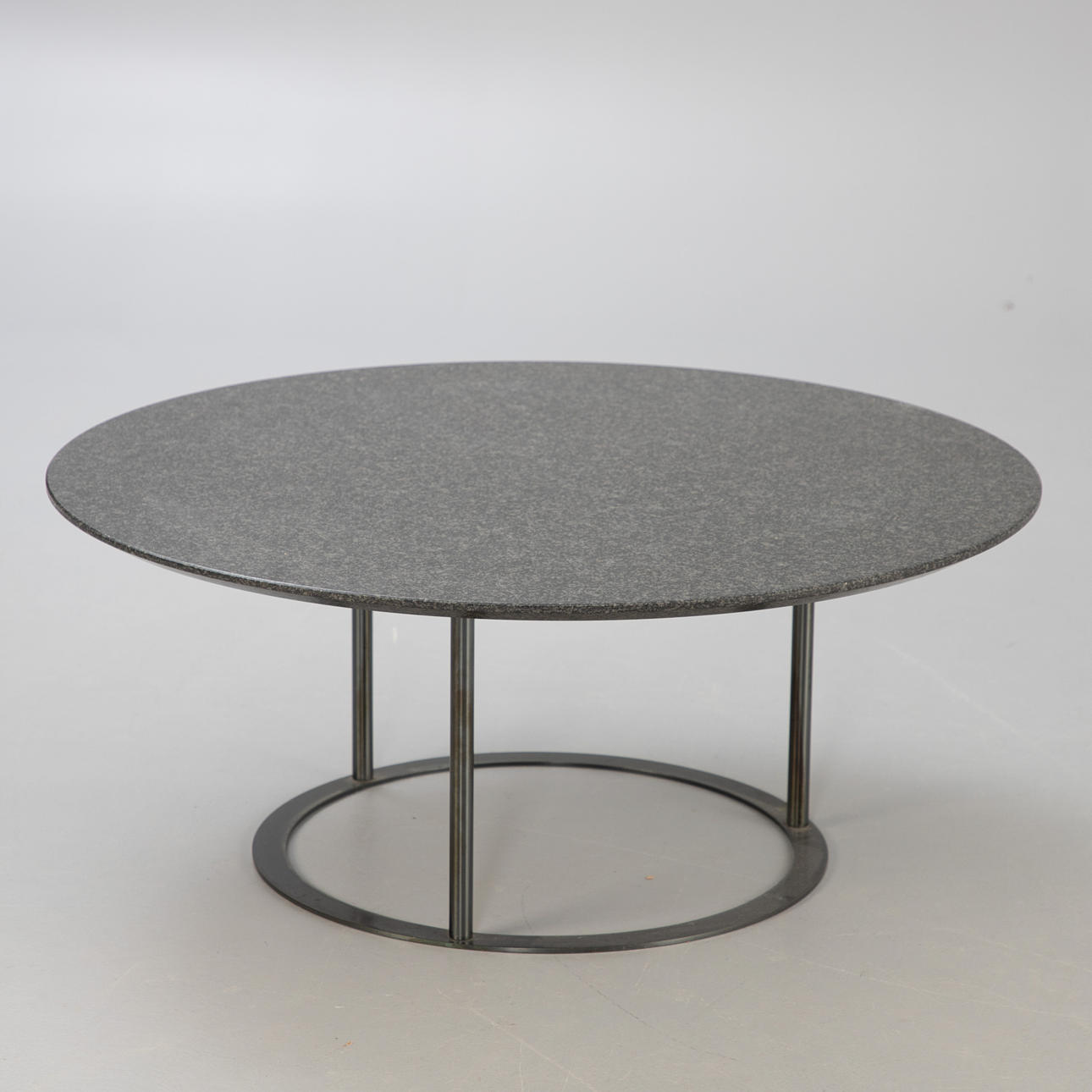 runt soffbord, granit.