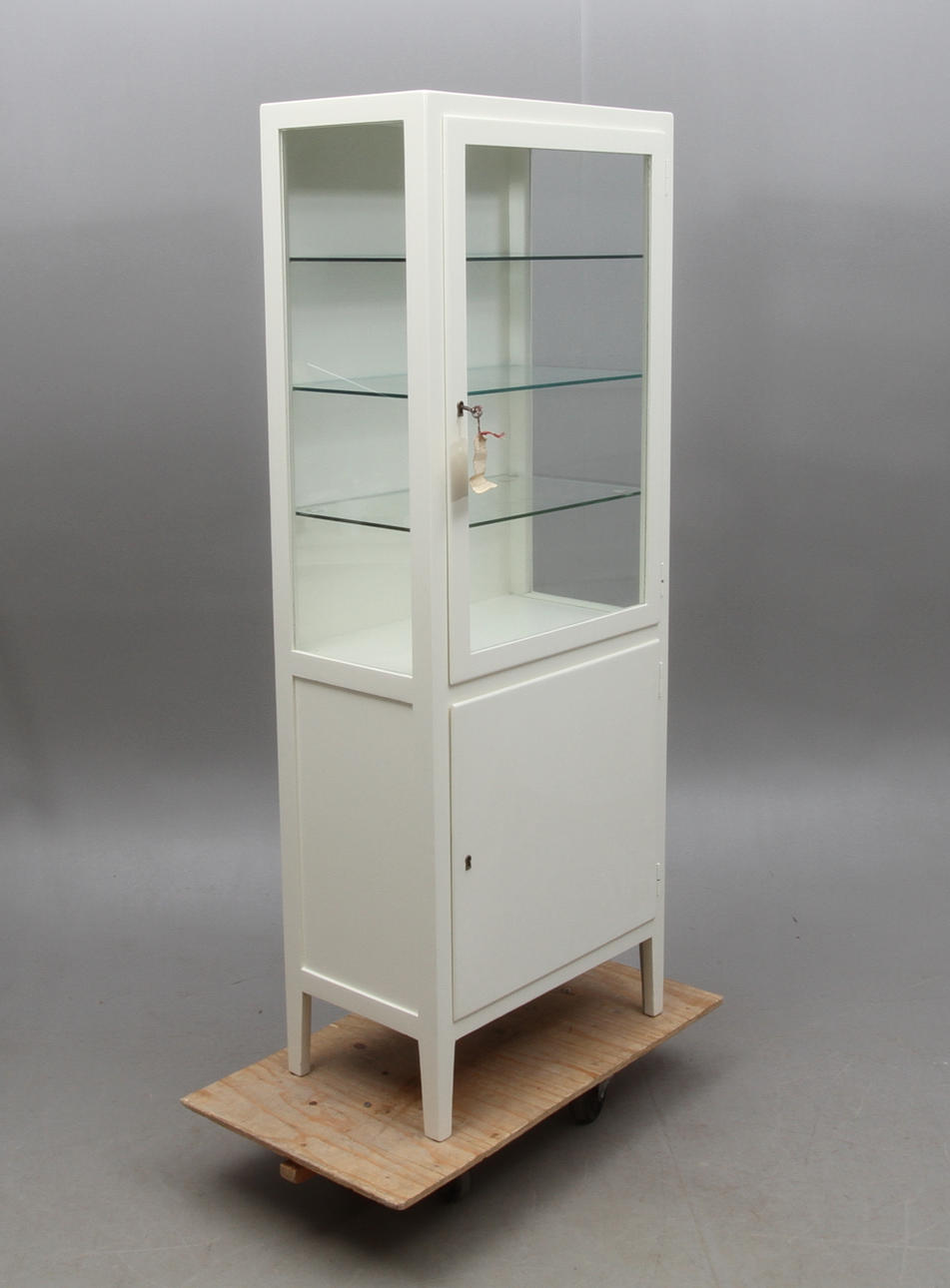 TANKLÄKARSKÅP, 1900-tal.