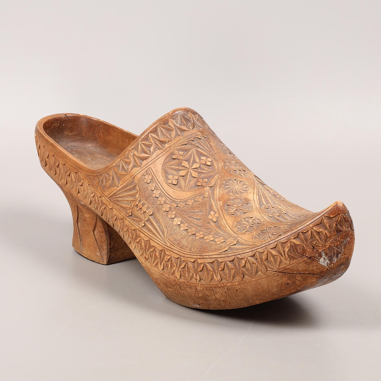 WOODEN SHOE, LARGE model, Wexiö, 1888.