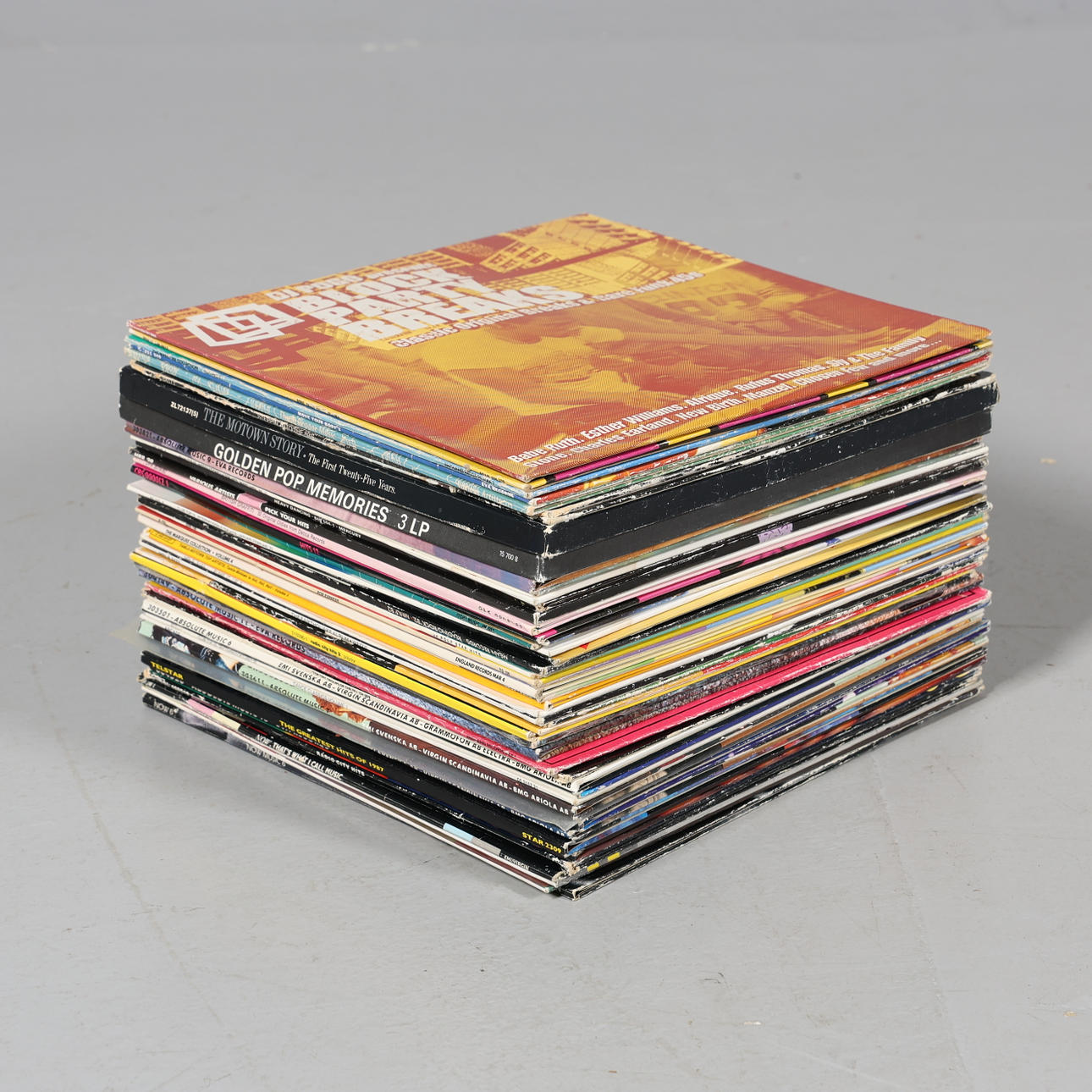 VINYL RECORDS 49 compilation albums.