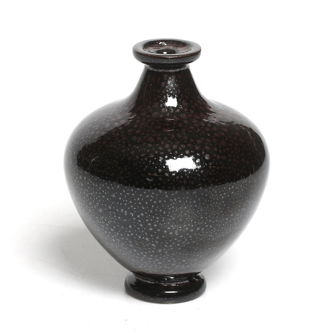 HARRY OXENBLÅ / ROGER NILSSON. Vas, stengods, signerad och daterad 1984.