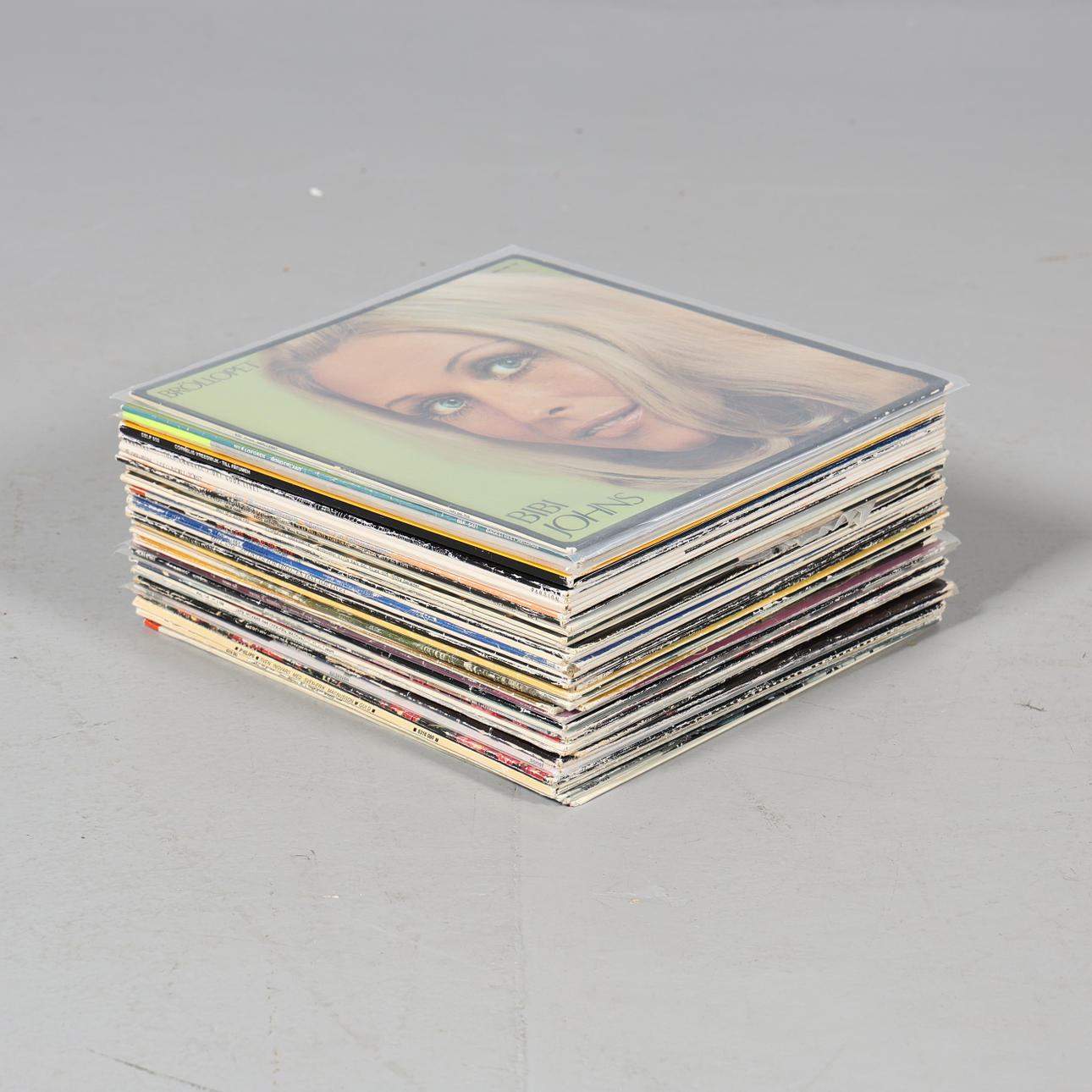 VINYYLILEVYT n. 40 kpl LP ruotsi.