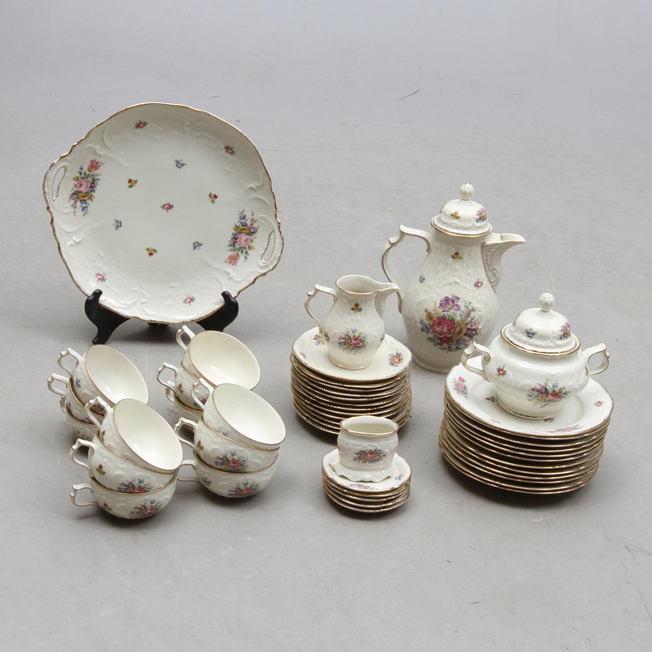 KAFFESERVISDELAR, 34 delar, porslin,"Sanssouci", Rosenthal.