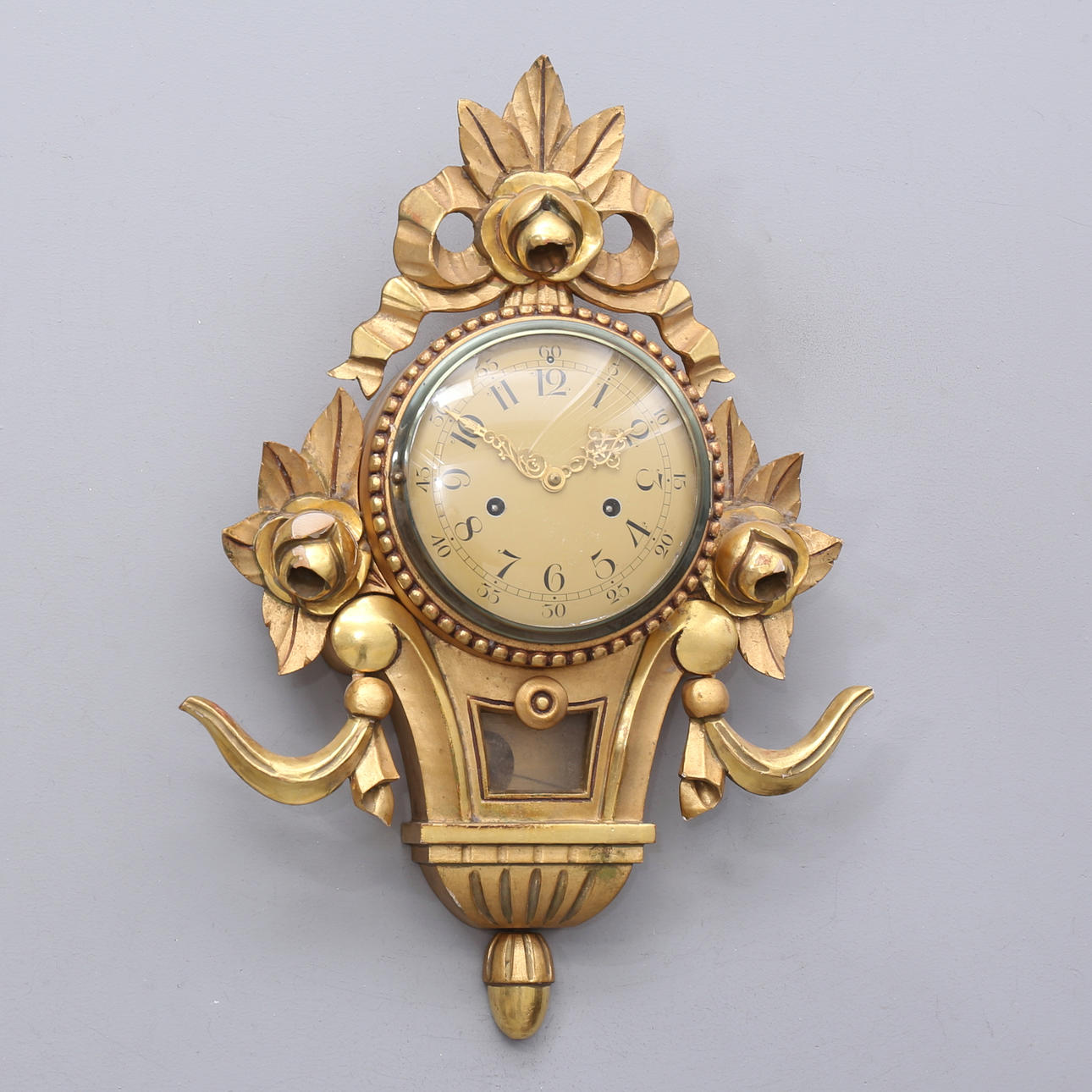 A 20th century Rococo wall pendant.