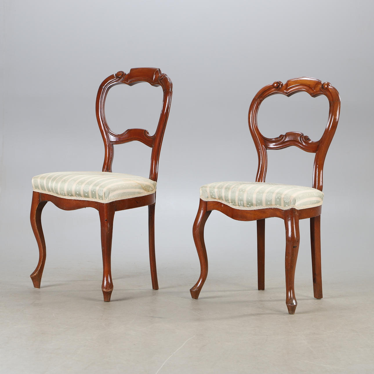 CHAIRS, 1 pair, mahogany, rococo style.