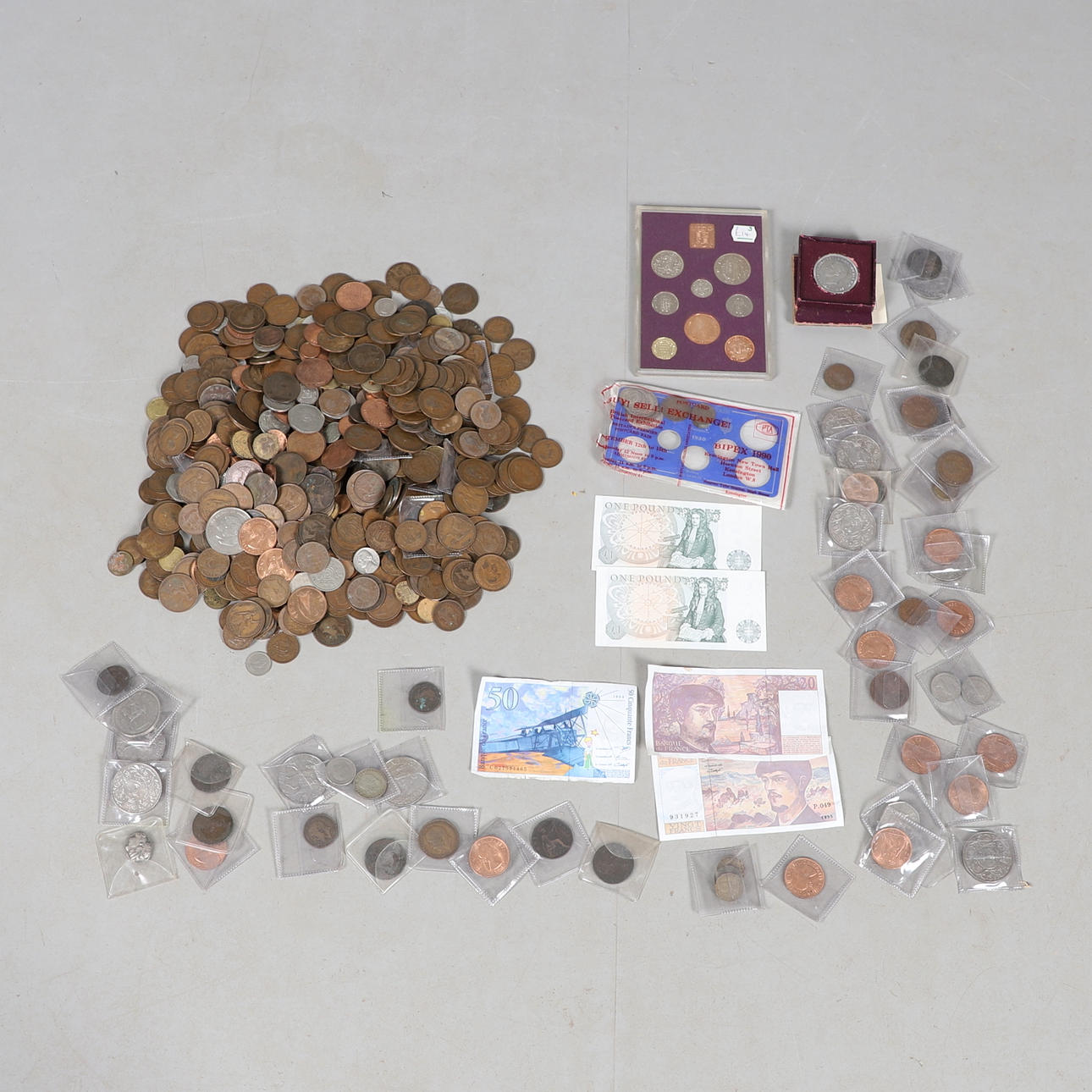 A LARGE COLLECTION OF ASSORTED COINS. Coins, Medals & Stamps - Coins ...