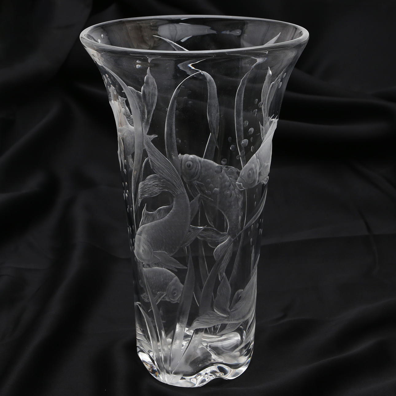 M. BORRELL. Vas på havsbotten.