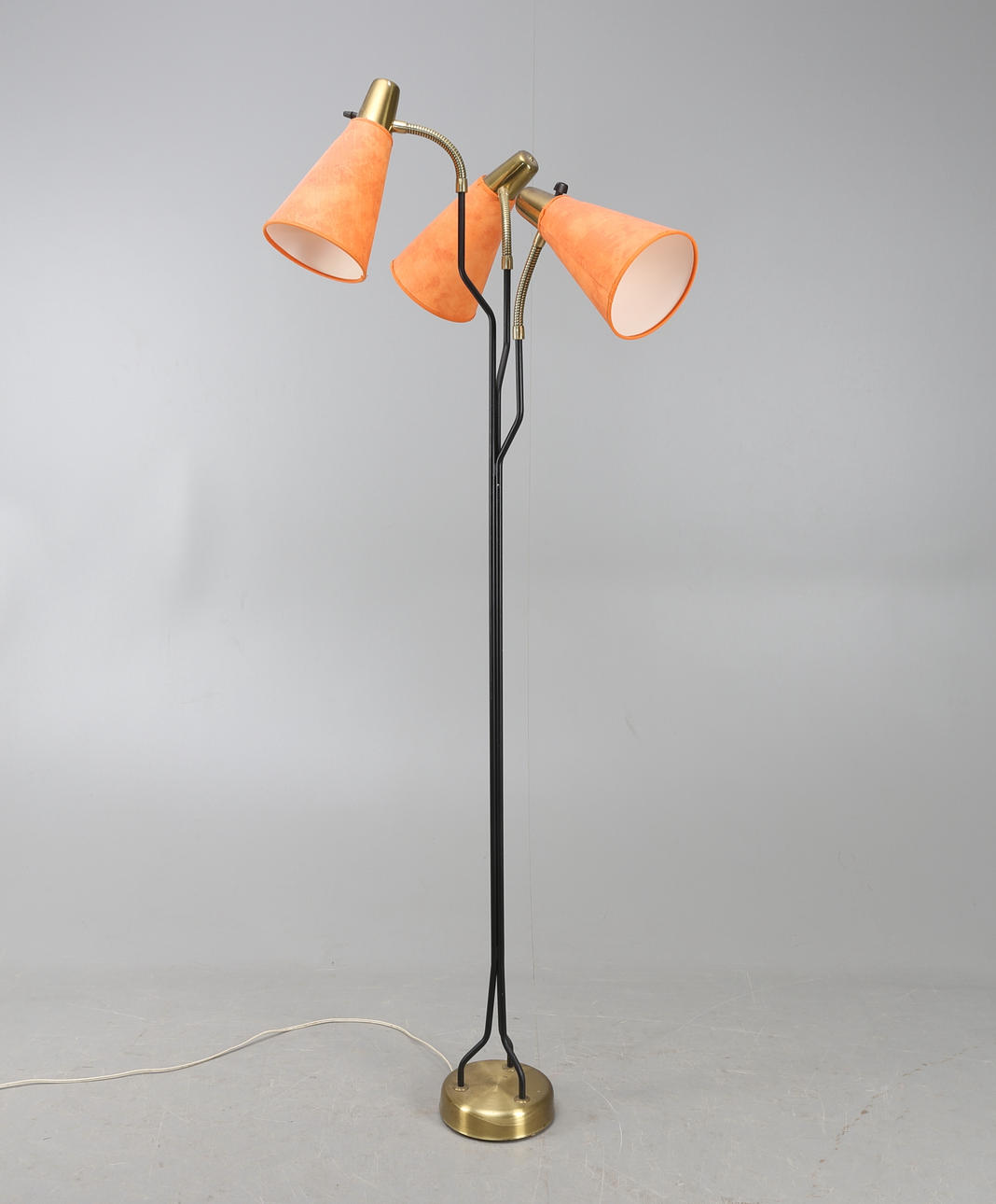 GOLVLAMPA, metall, 1900-talets mitt.