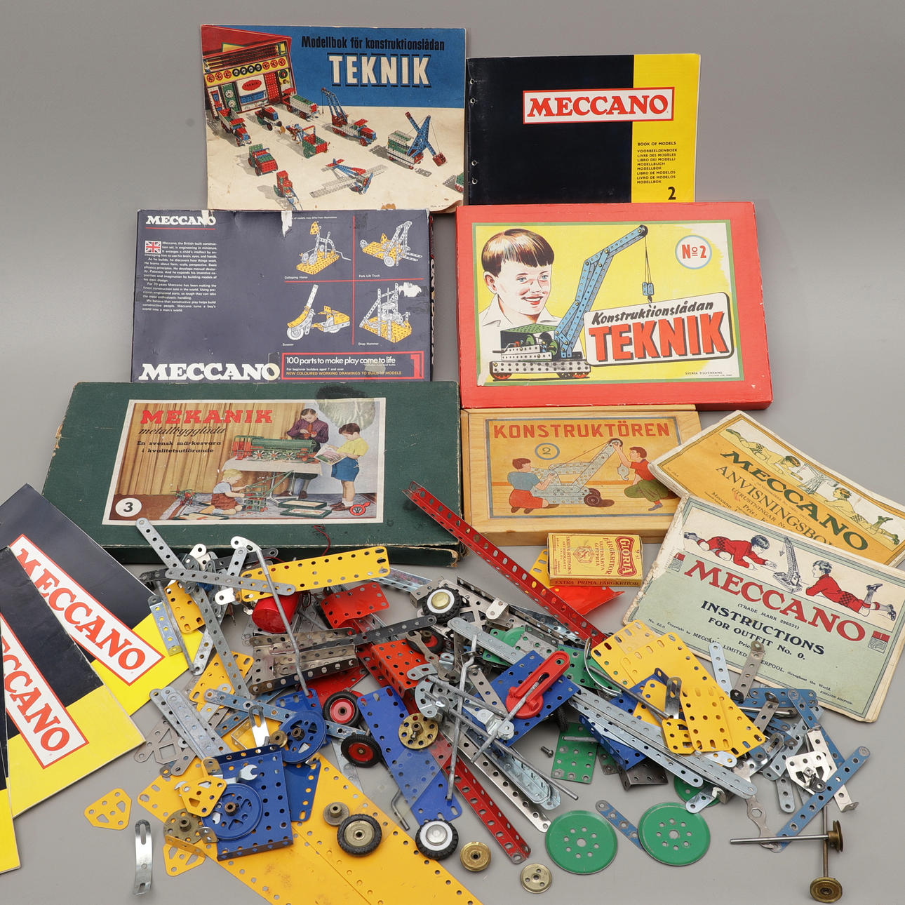 MECCANO BOTE ANCENNE N°4 PECES FRANCE ET ANGLETERRE AVEC NOTCE N°4