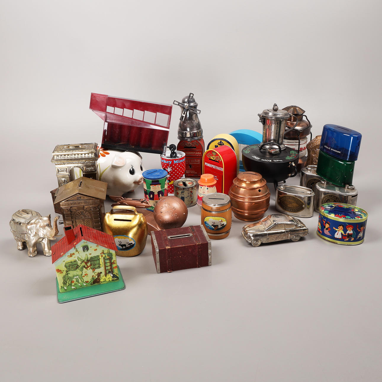 SPARBÖSSOR, 33 st, 1900-tal.