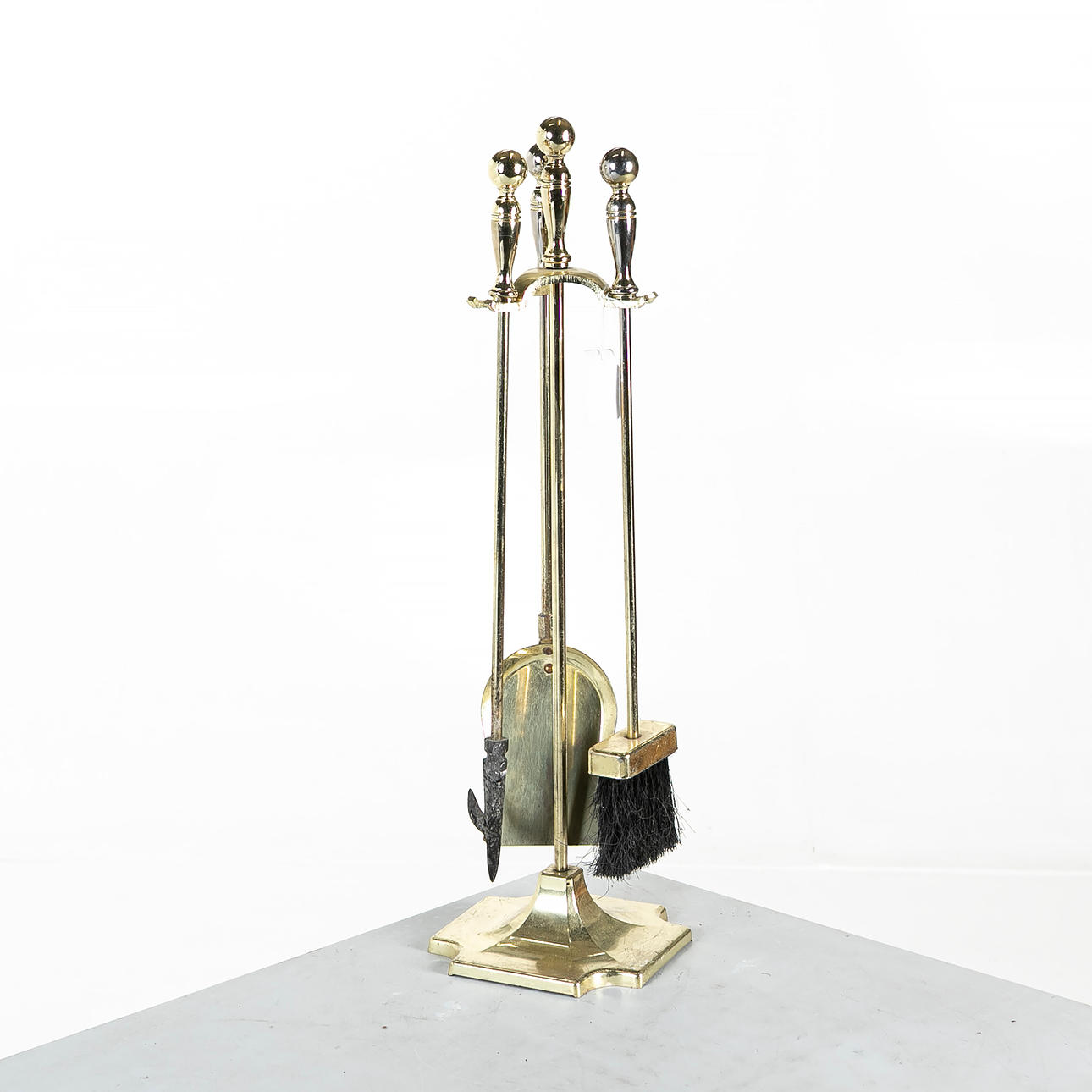 MESSINKI MESSINKI MESSINKI.