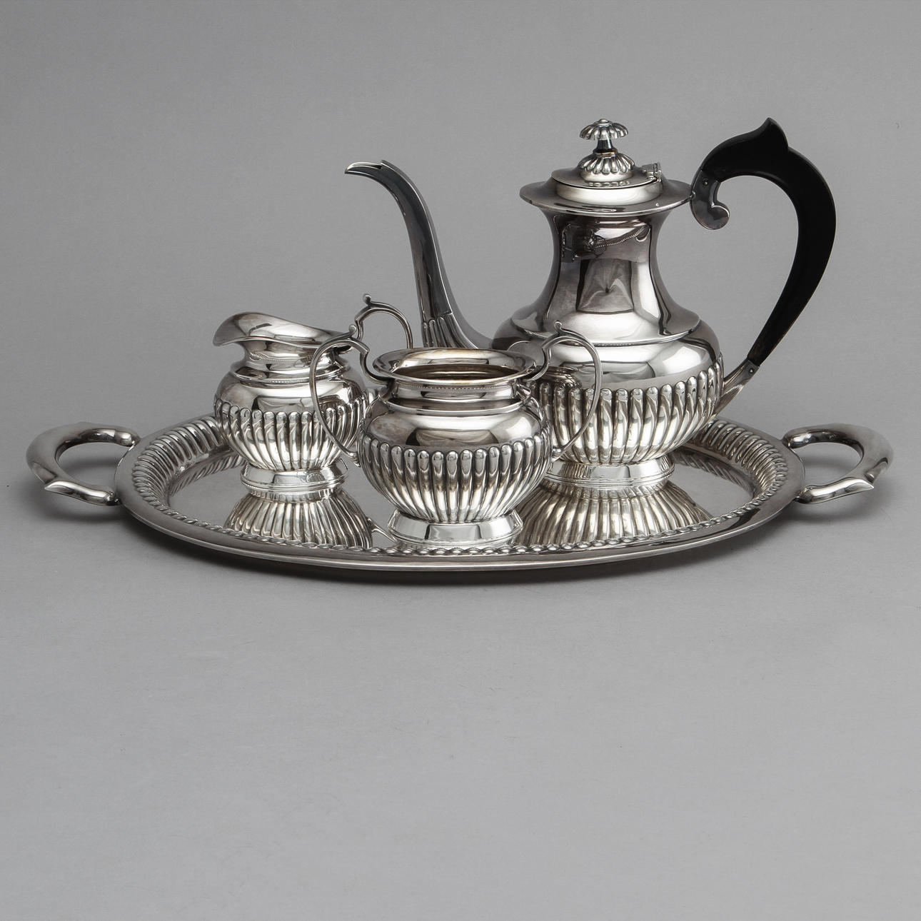 KAFFEUPPSÄTTNING, silver, 4 delar. Vikt 1334 g.