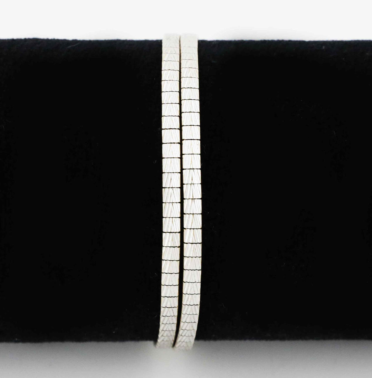 RANNEKORU, valkokulta K18.