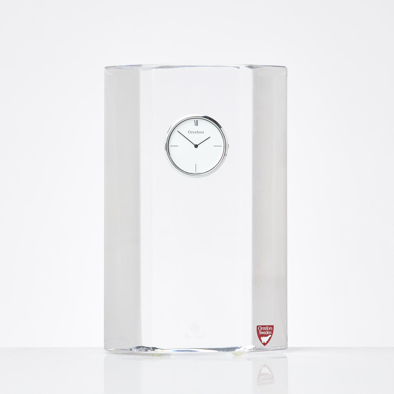 OLLE ALBERIUS. Table clock, glass, “regent”, quartz, Orrefors, signed.