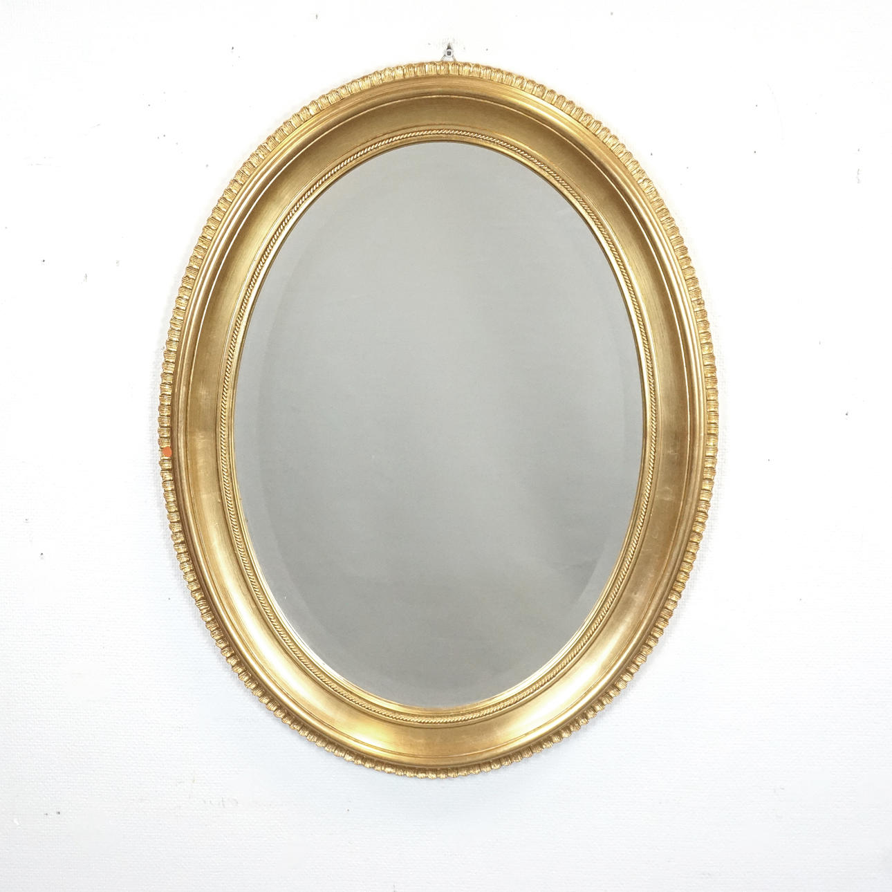 SPEGEL, oval, 1900-talets andra hälft.