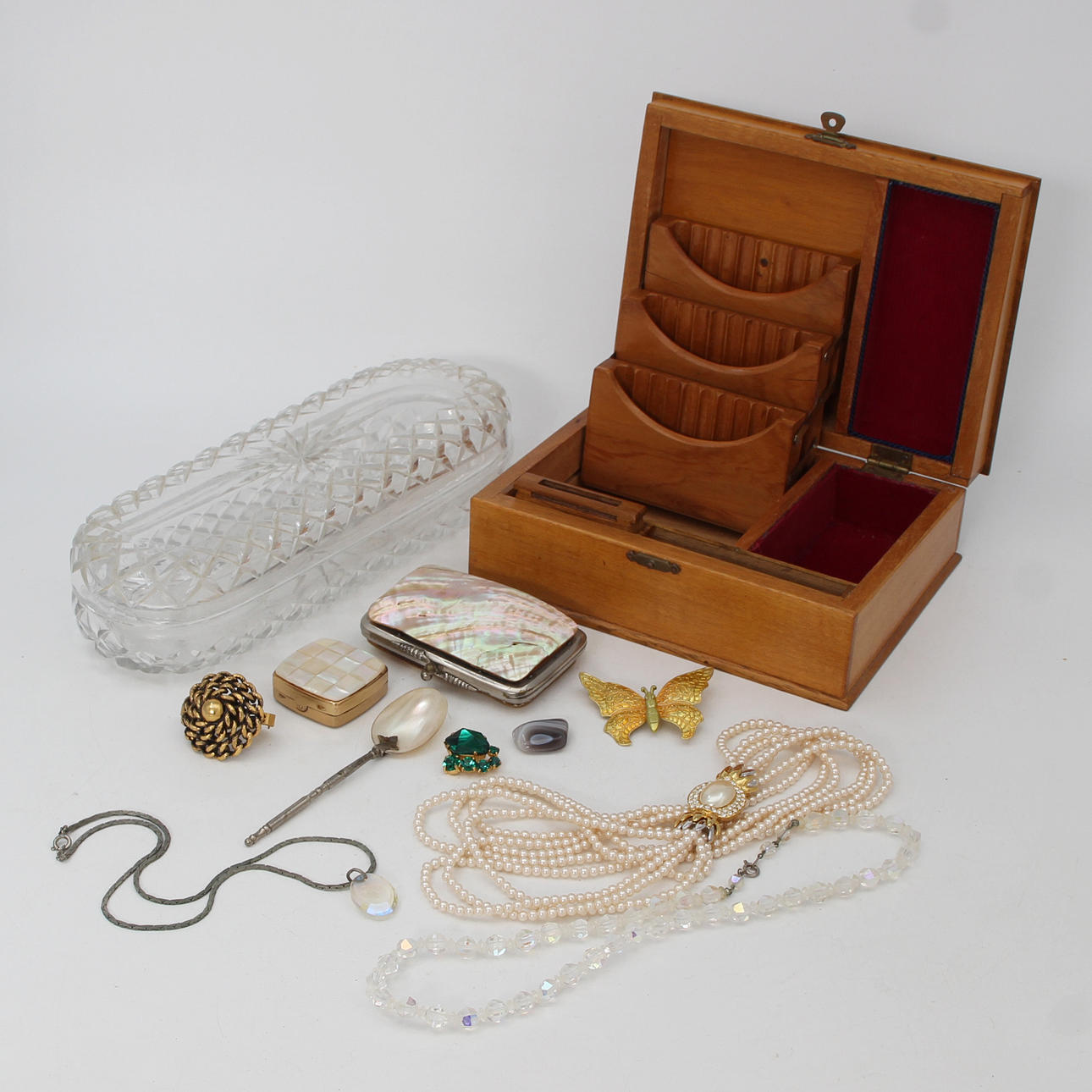 ZIGARETTENETUI, GLASETUI MIT DECKEL, GELDBÖRSE, SCHMUCK USW.