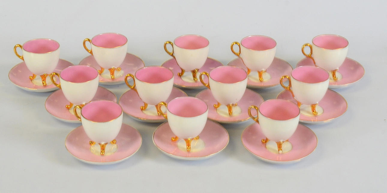 MOCCA CUPS WITH DISHES, 12 pieces.