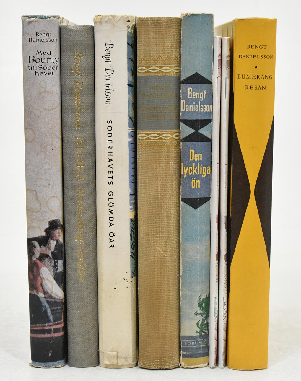 Bengt Danielssonin kirjat.8 osaa.