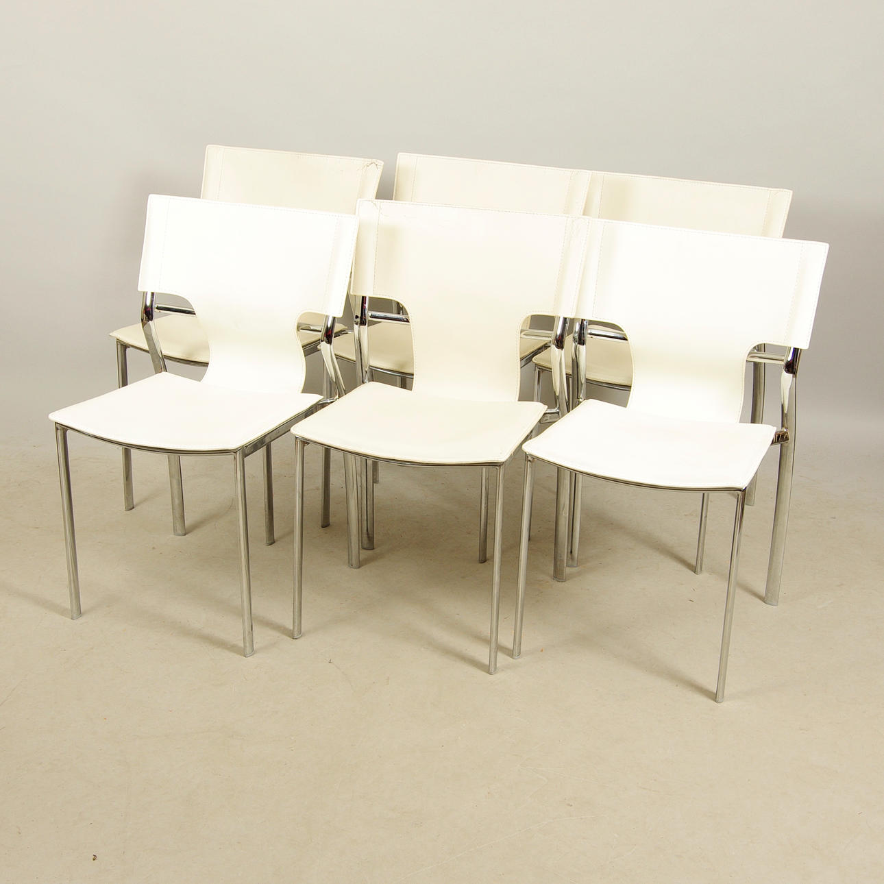 STOLAR, 6 stycken, vitt konstläder/krom, italiensk design.