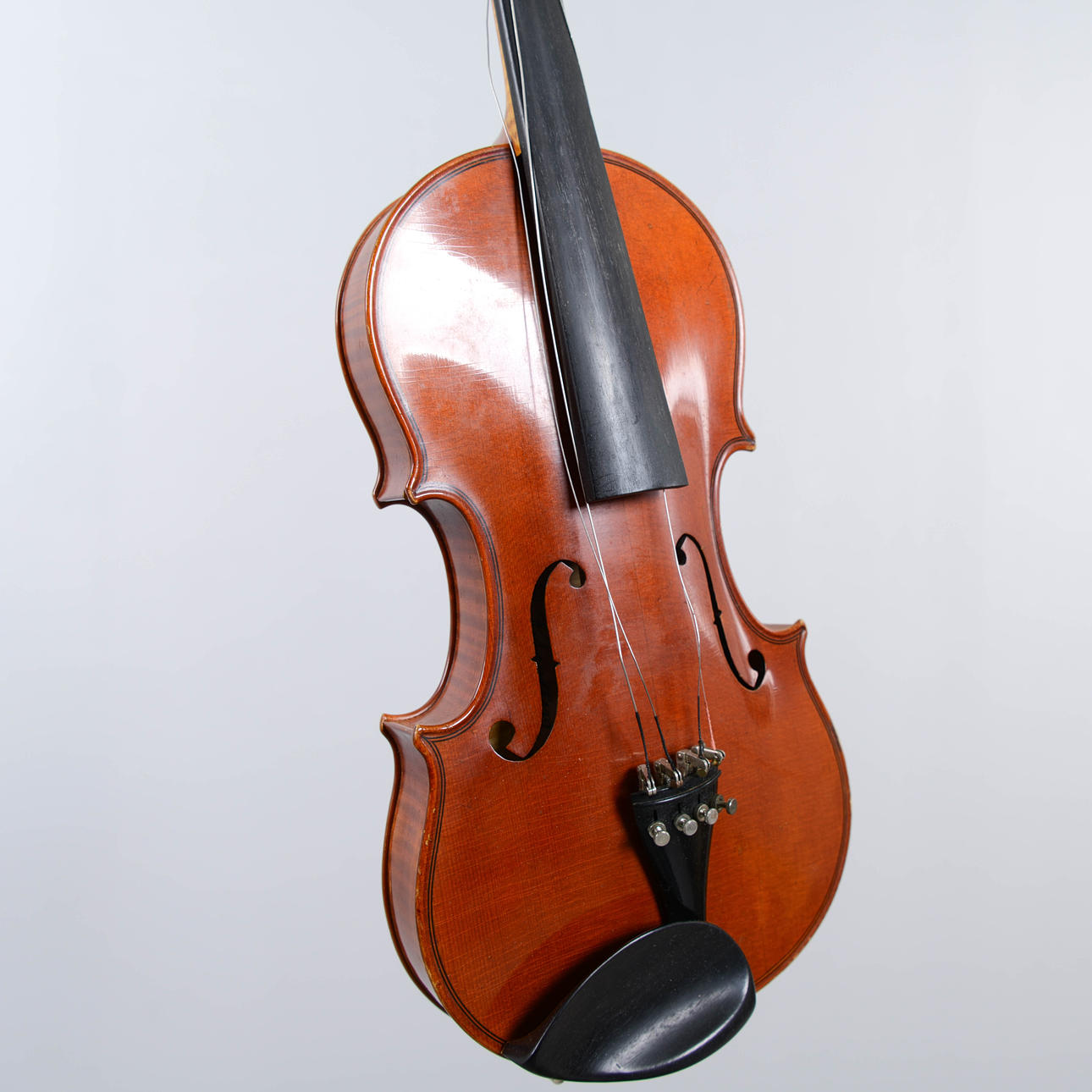 Violin, marked K. Sandberg, Stockholm, dated 1946.