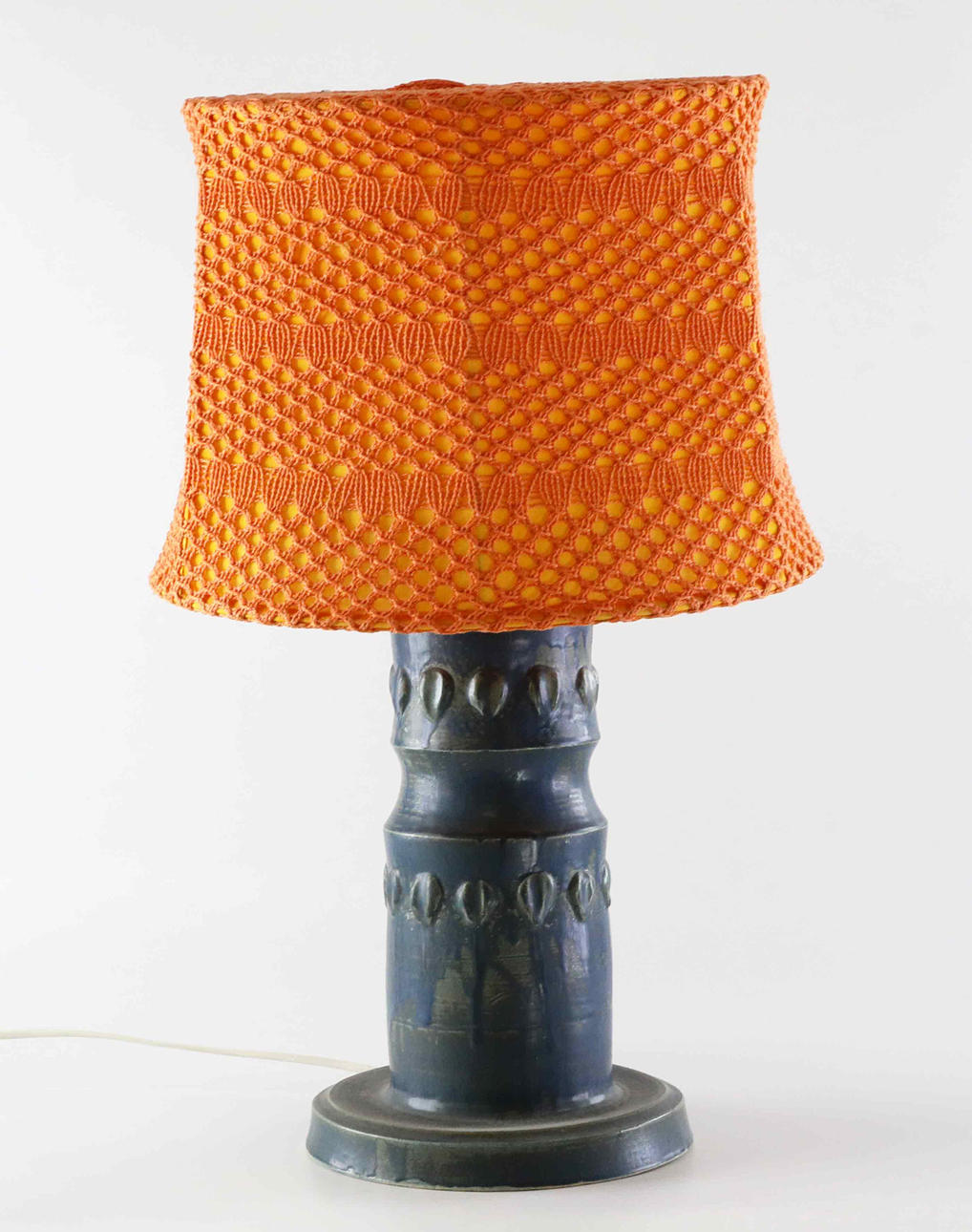A stoneware table lamp, 1960/70's.