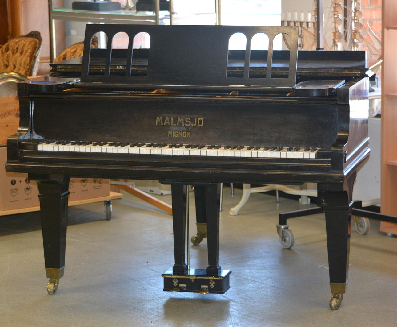 FLYGEL, Malmsjö, Mignon.