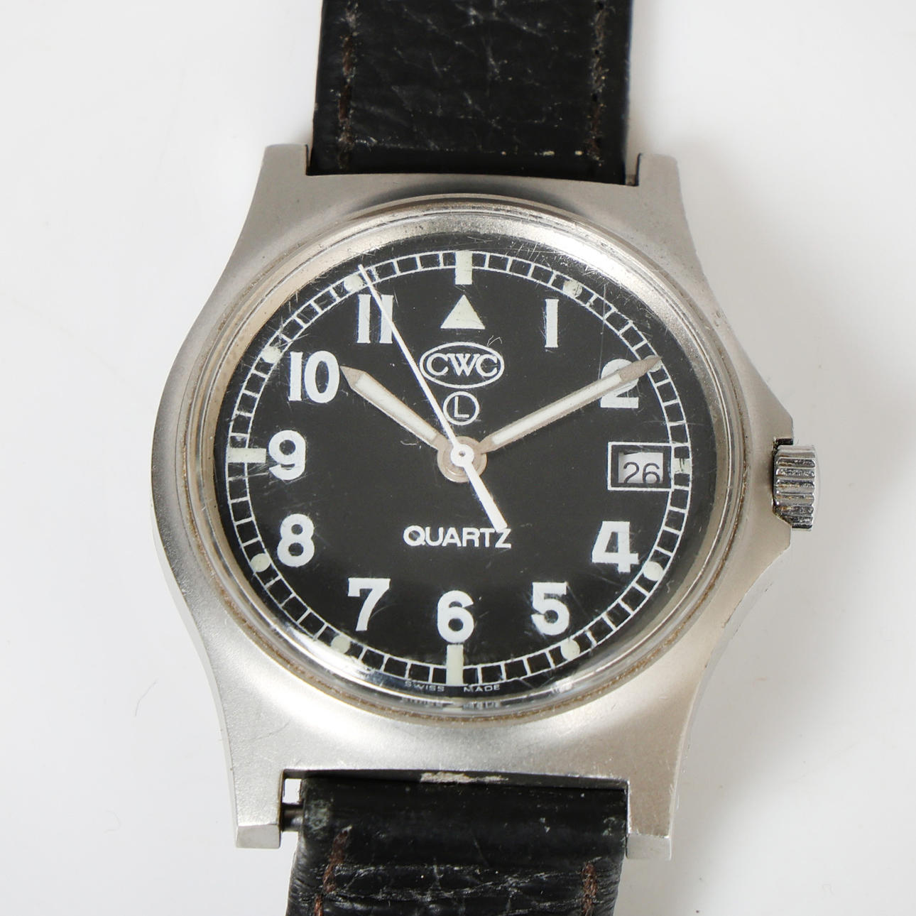 A CWC MILITARY TYPE GENTLEMANS WRISTWATCH.