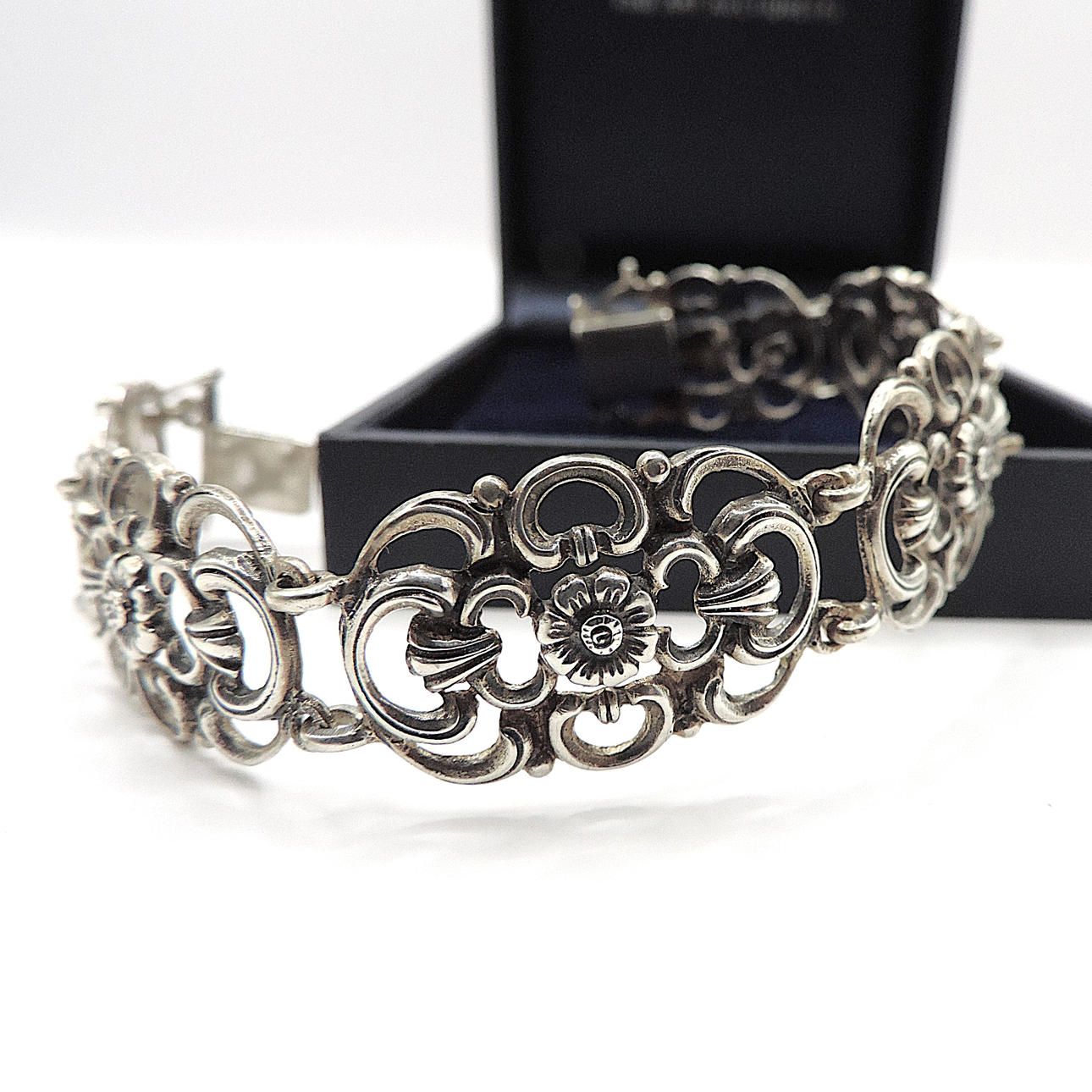 HÅNDVÆRKSSØLV FILIGRAN ARMBÅND 22 GRAM.