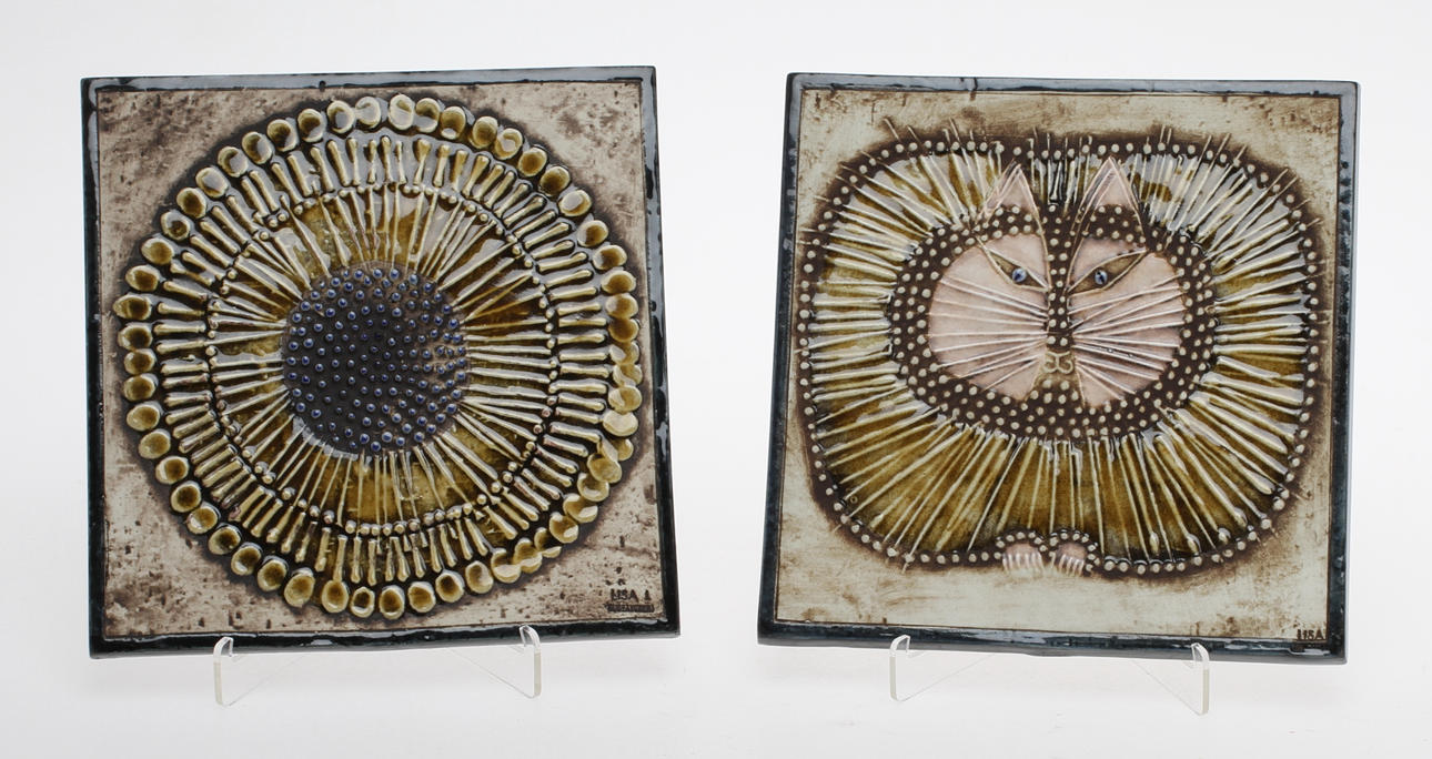 VÄGGPLAKETTER, 2 st, stengods, Lisa Larson, Gustavsberg.