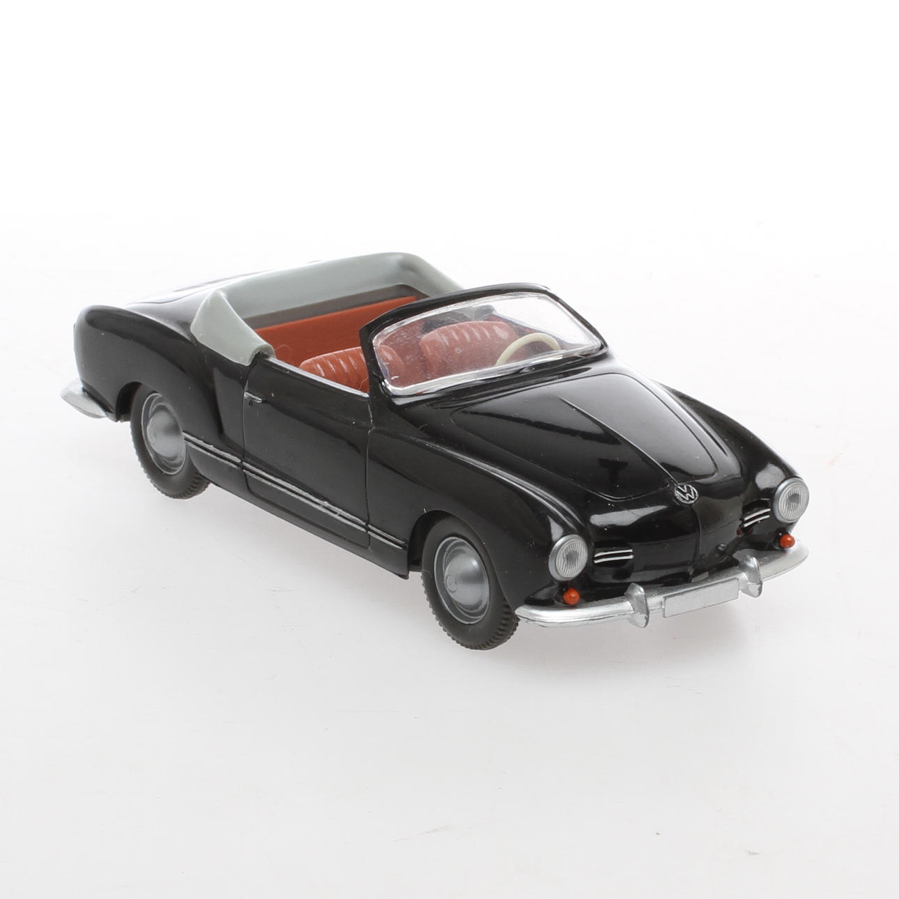 WIKING Karmann Ghia cabriolet. Skala 1:50.