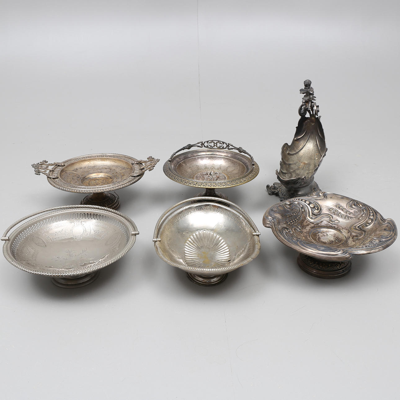 KAKSKÅLAR, 6 st, nysilver, 1900-talets första hälft.