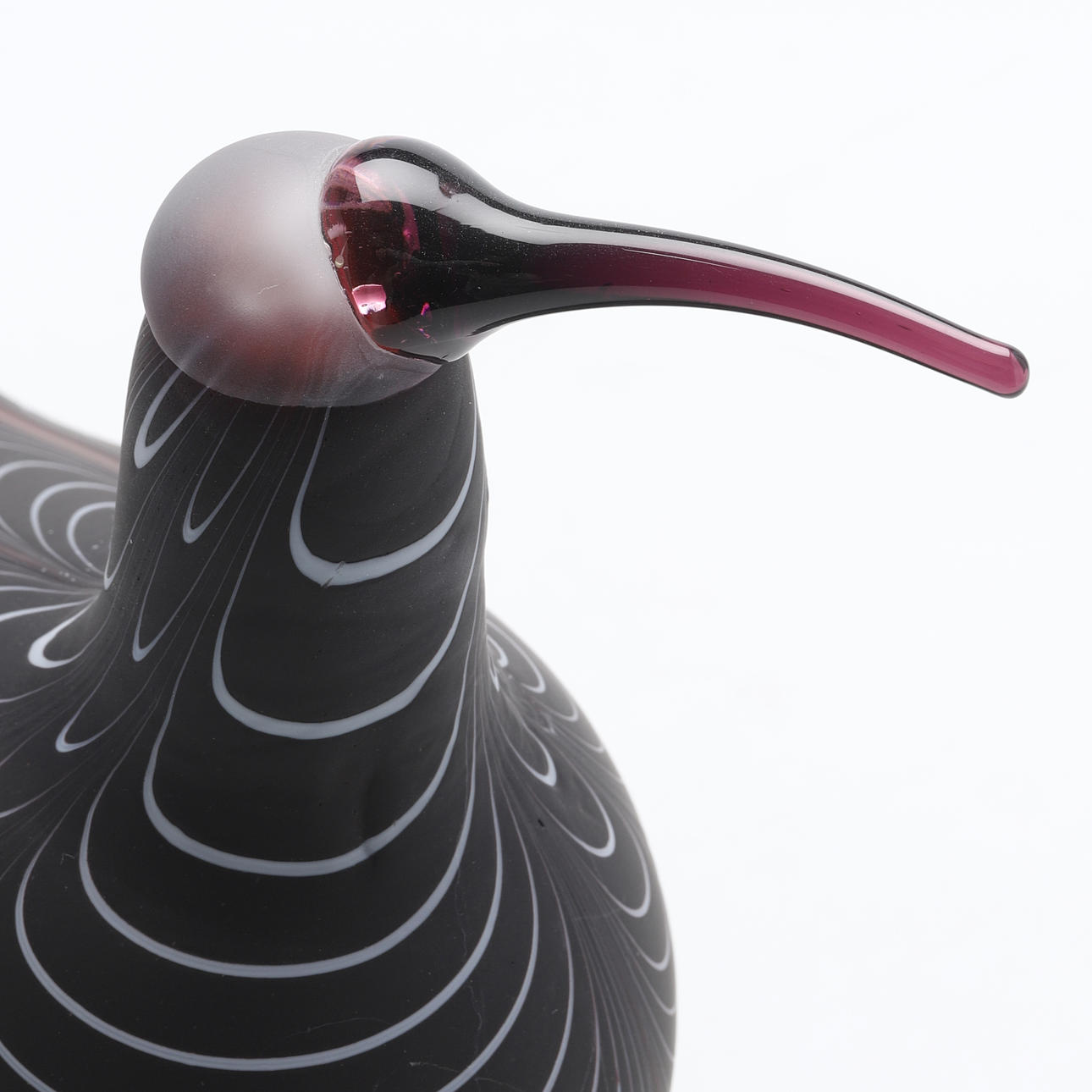 OIVA TOIKKA. Glass, bird, “Kuovi - Curlew”. Iittala. Signed