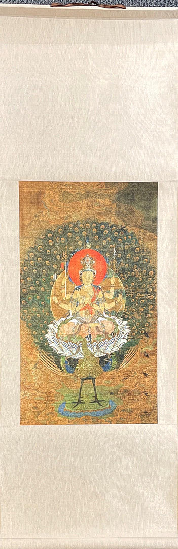 CHINESISCHE MEHRARMIGE GÖTTINNENROLLE.