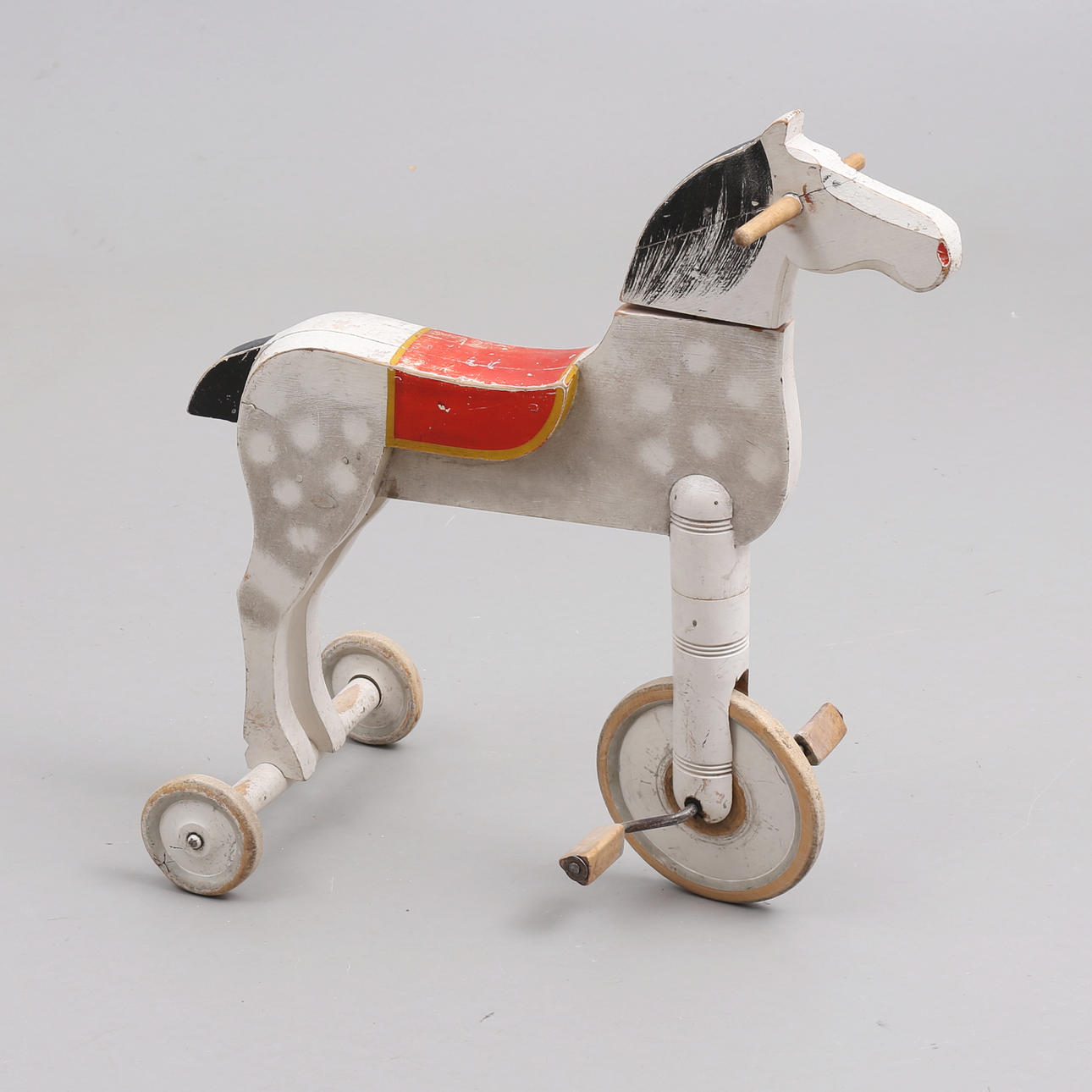 TRÄHÄST, trehjuling, 1900-talets första hälft.