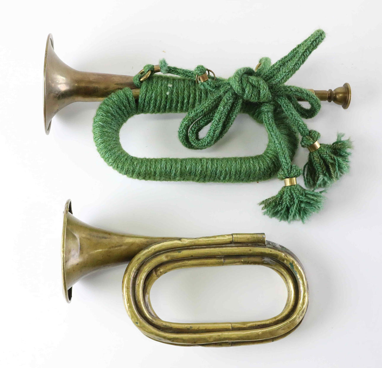 POSTHORN, 2 st, mässing, 1900-tal.