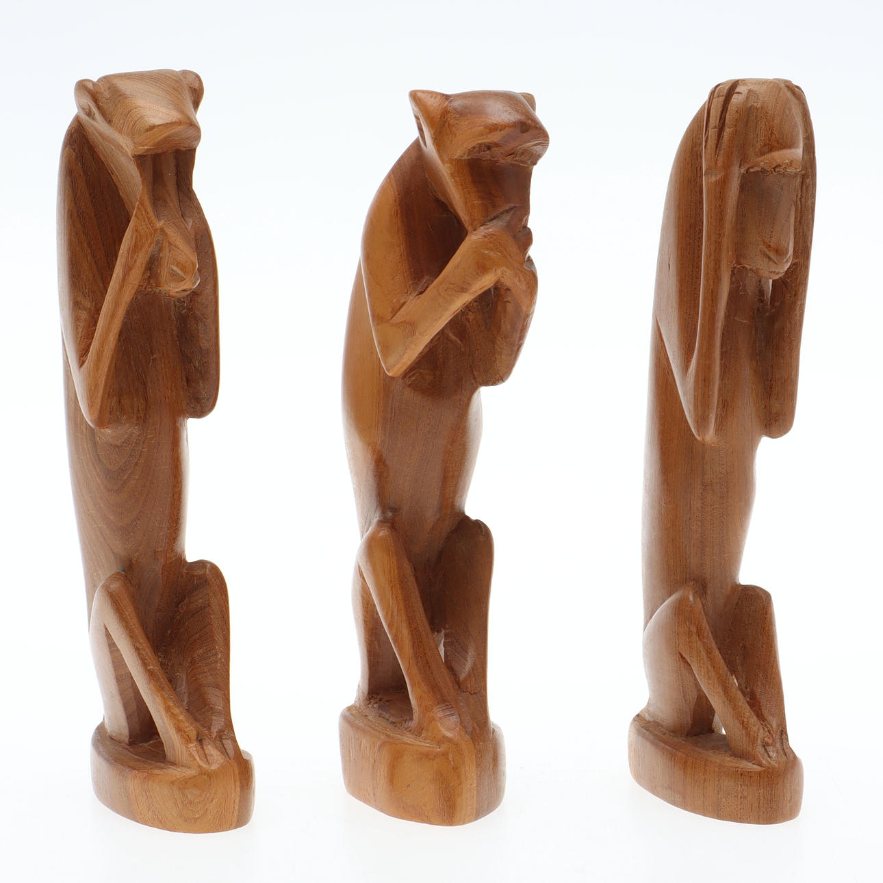 TRES ESCULTURAS DE MADERA, «Tres monos».