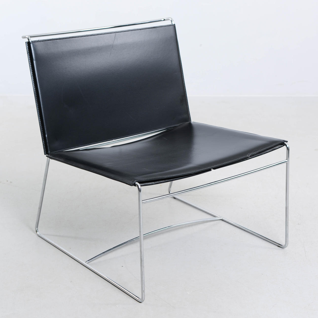PASCAL MOURGUE. Nojatuoli, ”File”, Ligne Roset.