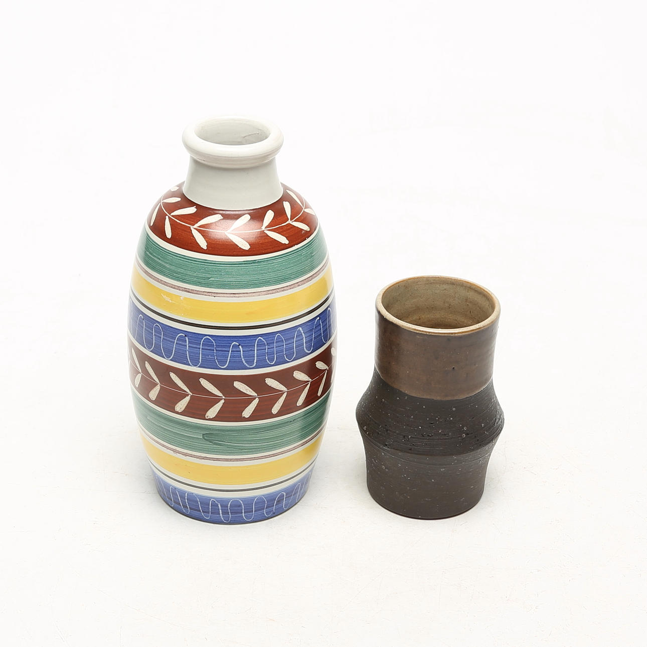 VASER, 2 stk, keramik, Nittsjö.