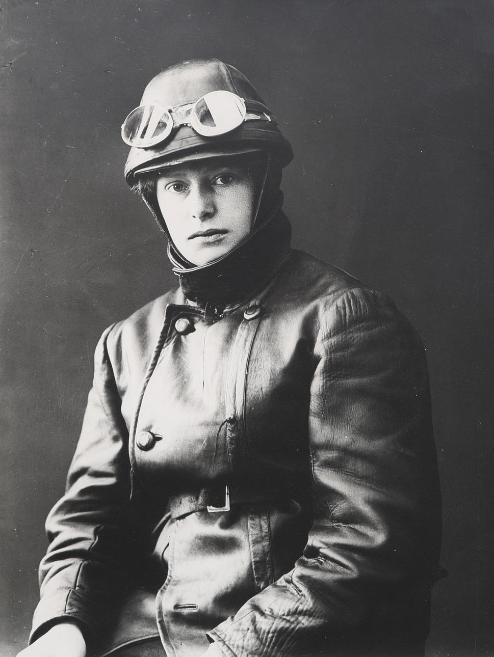 PORTRÄTT AV FLYGPIONJÄREN ELSA ANDERSSON, KOPIA O. 2000.