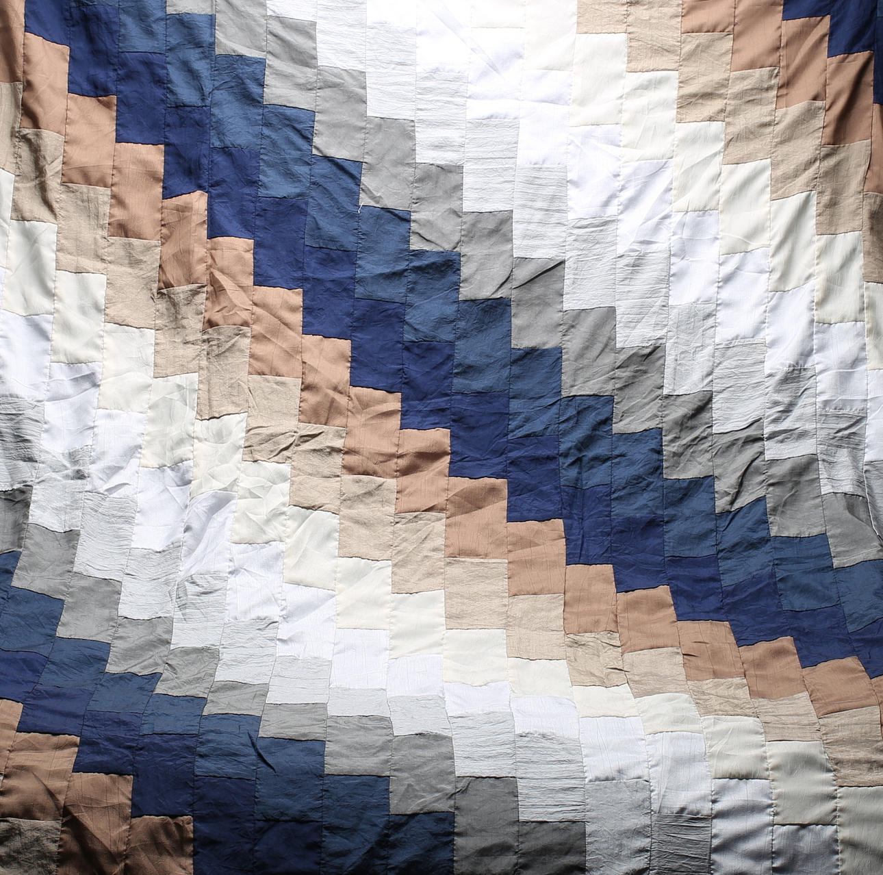 ÖVERKAST, siden/viskos, bargelloteknik, 220 x 200 cm.