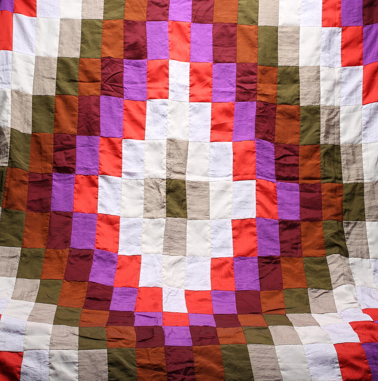 ÖVERKAST, siden/viskos, bargelloteknik, 218 x 200cm.