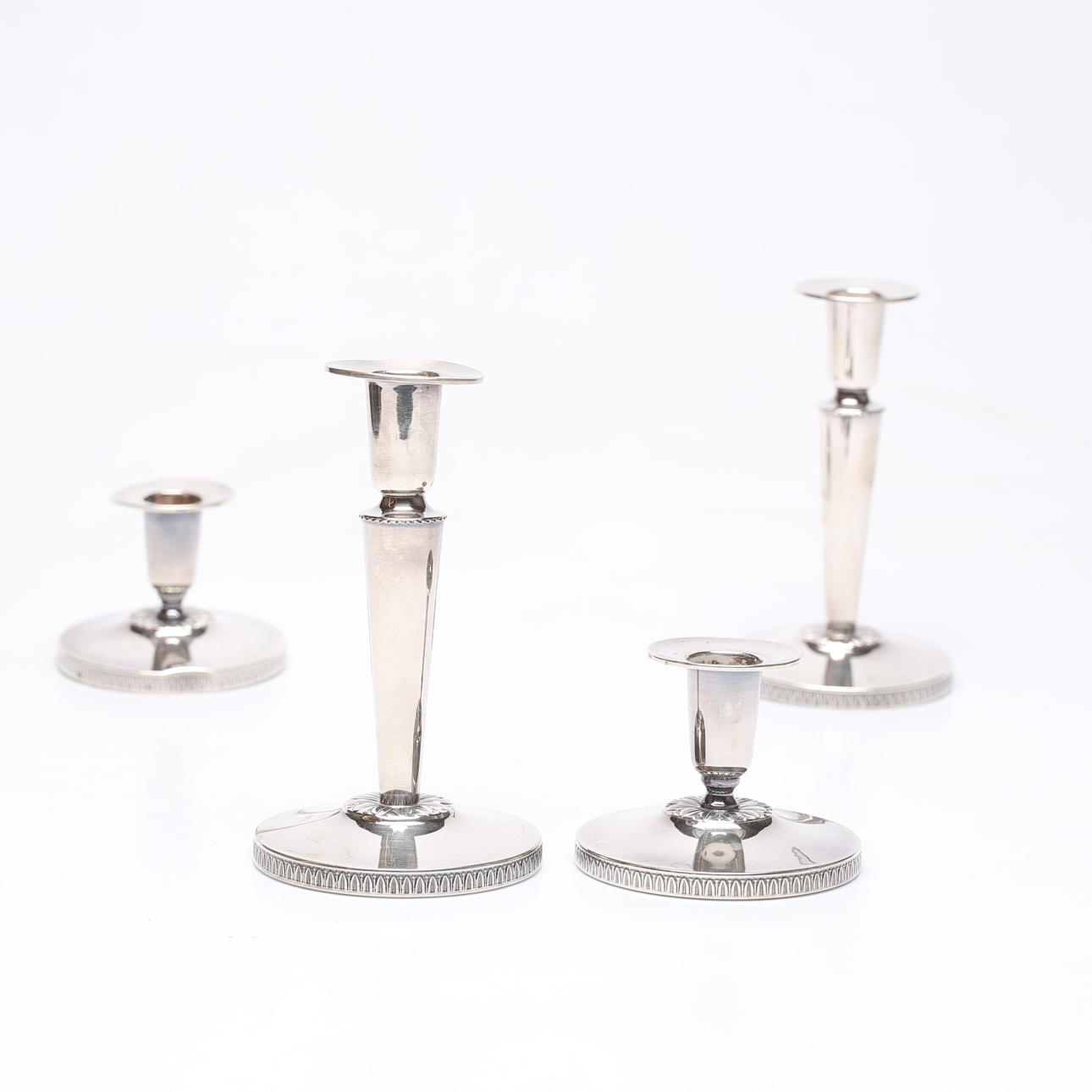 LYSESTAGER, et par, sølv, Sverige.