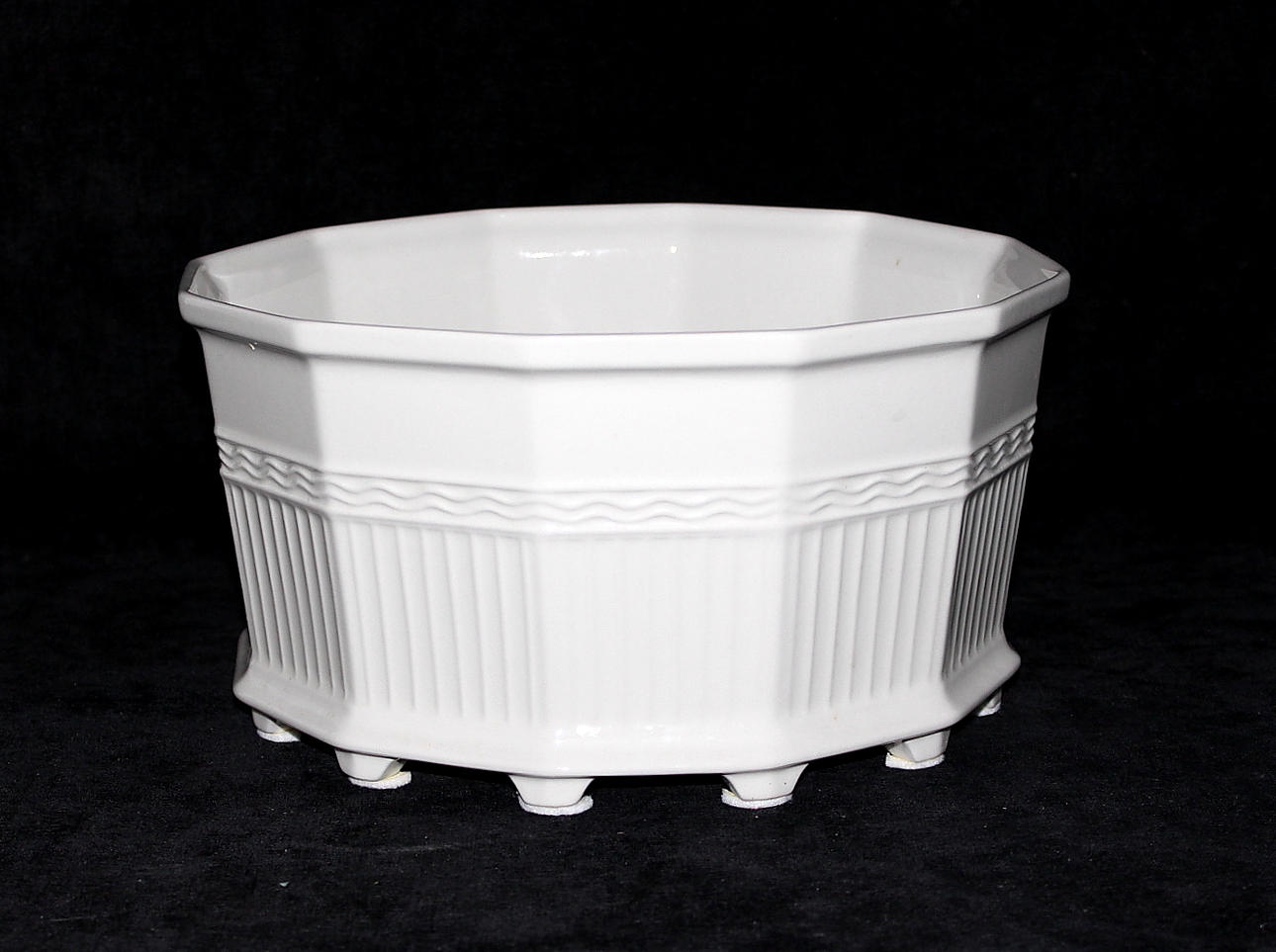 YTTERFODER, porslin, prins Eugen Waldemarsudde, Gustavsberg.