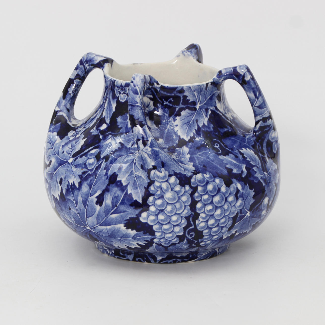 MALJAKKO, JUGENDSTIL ”RYPÄLE” 1900-LUVUN ALKU.