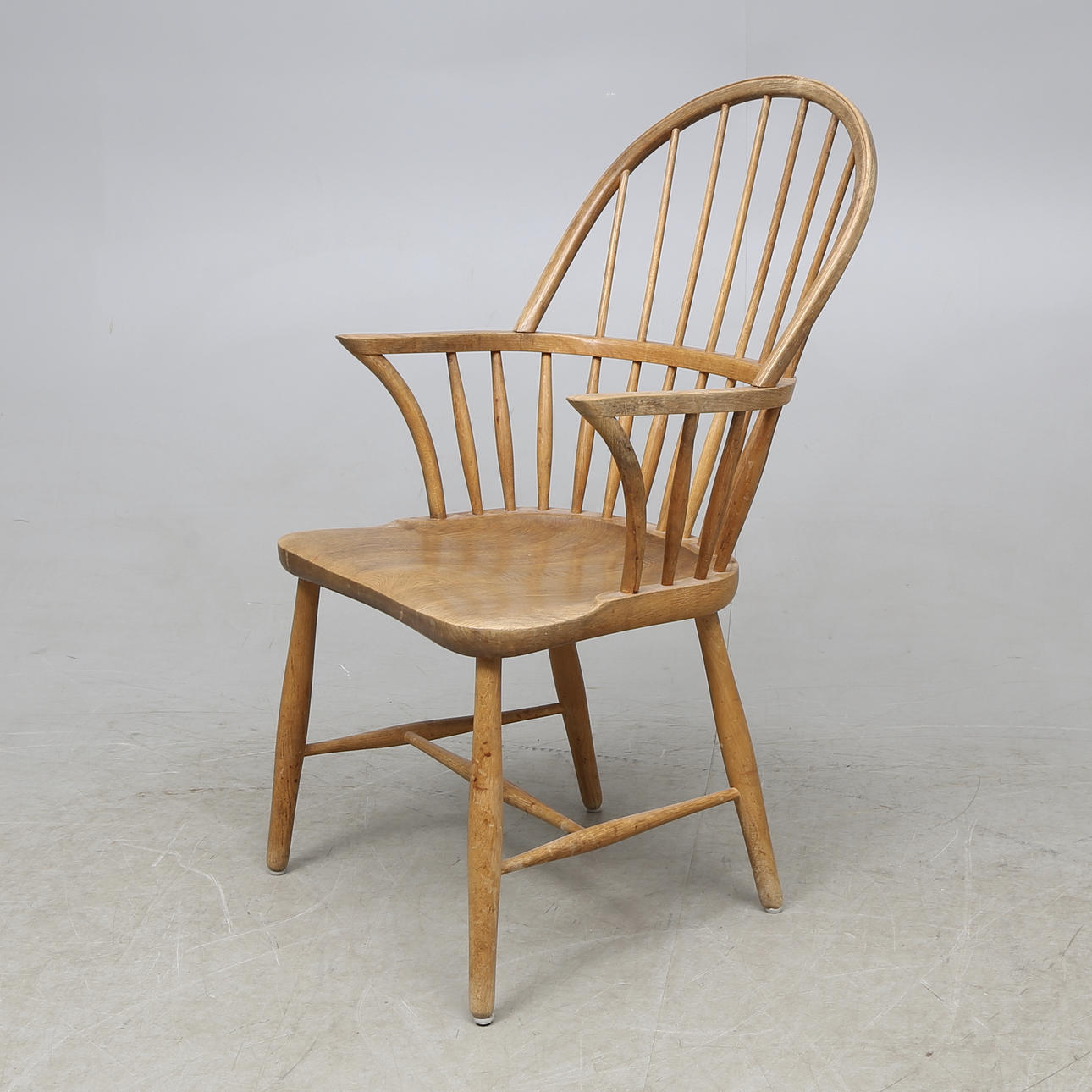 KARMSTOL, "CH 18A", Frits Henningsen, Carl Hansen & Son, Danmark.