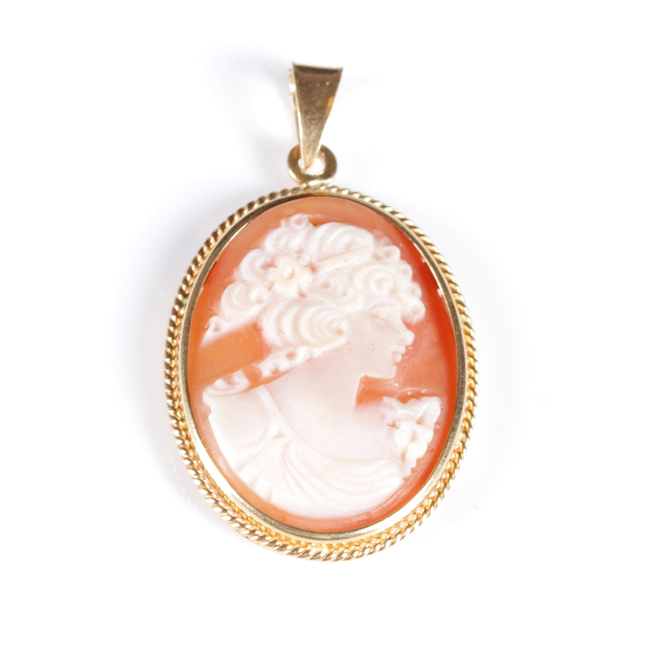 HÄNGE, 18k guld med camé, 1900-tal.